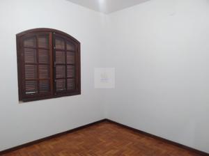 Casa 3 quartos 2 banheiros 360m²