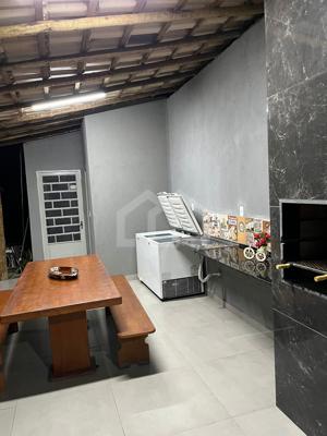 Sítio 3 quartos 2 vagas 1100m²