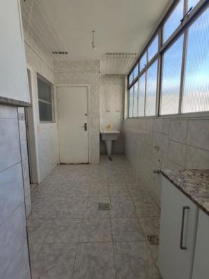 Apartamento 3 quartos 2 banheiros 120m²