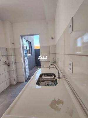 Apartamento 2 quartos 1 banheiro 67m²