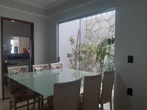Apartamento 3 quartos 1 banheiro 149m²