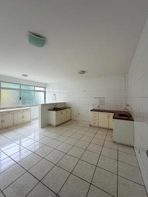 Apartamento 3 quartos 3 banheiros 460m²