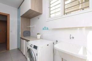 Apartamento 4 quartos 2 banheiros 321m²