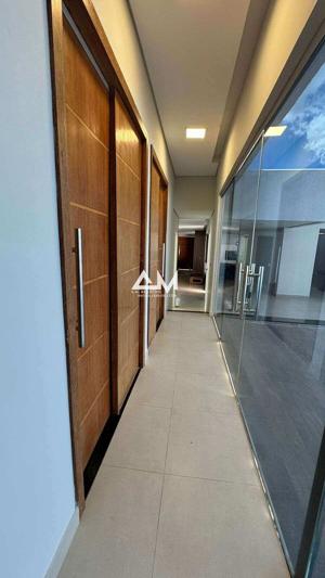 Apartamento 3 quartos 3 banheiros 230m²