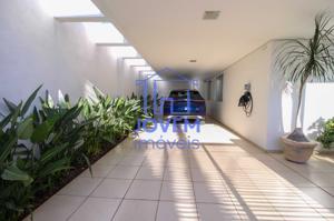 Casa 4 quartos 4 banheiros 336m²