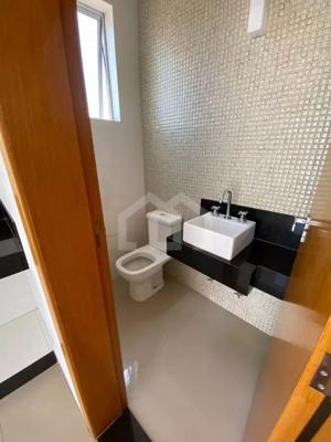 Cobertura 4 quartos 2 vagas 176m²