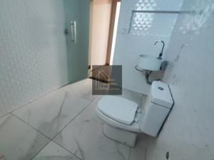 Apartamento 3 quartos 2 banheiros 234m²