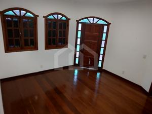 Casa 4 quartos 4 vagas 230m²
