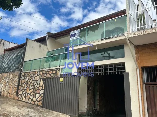 Casa 3 quartos banheiros 222m²