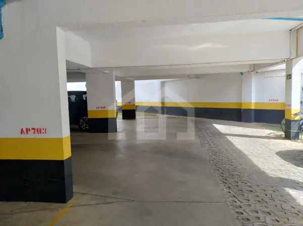 Área privativa 3 quartos 2 banheiros 202m²