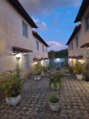 Casa 2 quartos 2 banheiros 100m²
