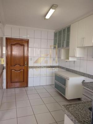 Apartamento 3 quartos 2 banheiros 100m²

