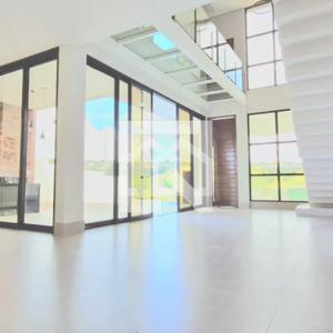 Casa em condomínio 4 quartos 5 banheiros 320m²