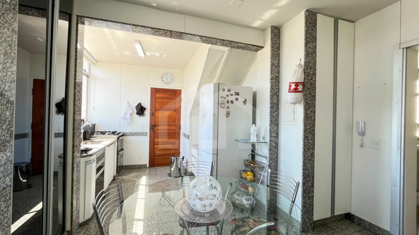 Cobertura 3 quartos 1 vaga 160m²