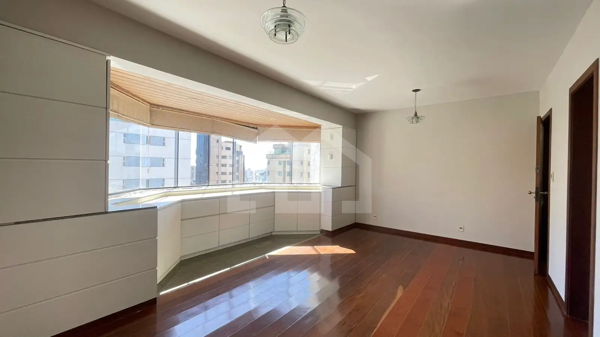 Apartamento 3 quartos 2 vagas 85m²
