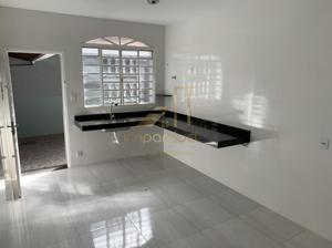 Casa 3 quartos 2 banheiros 223m²
