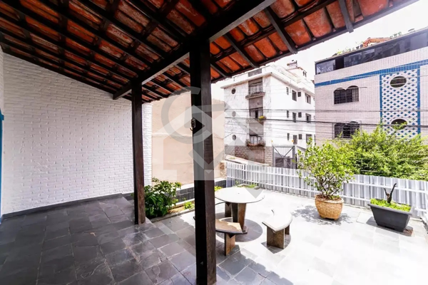 Casa 5 quartos 6 vagas 390m²