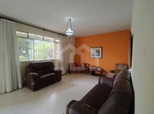 Casa 5 quartos 2 vagas 278m²