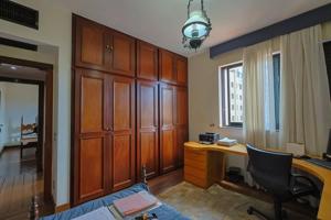 Apartamento 4 quartos 3 banheiros 330m²