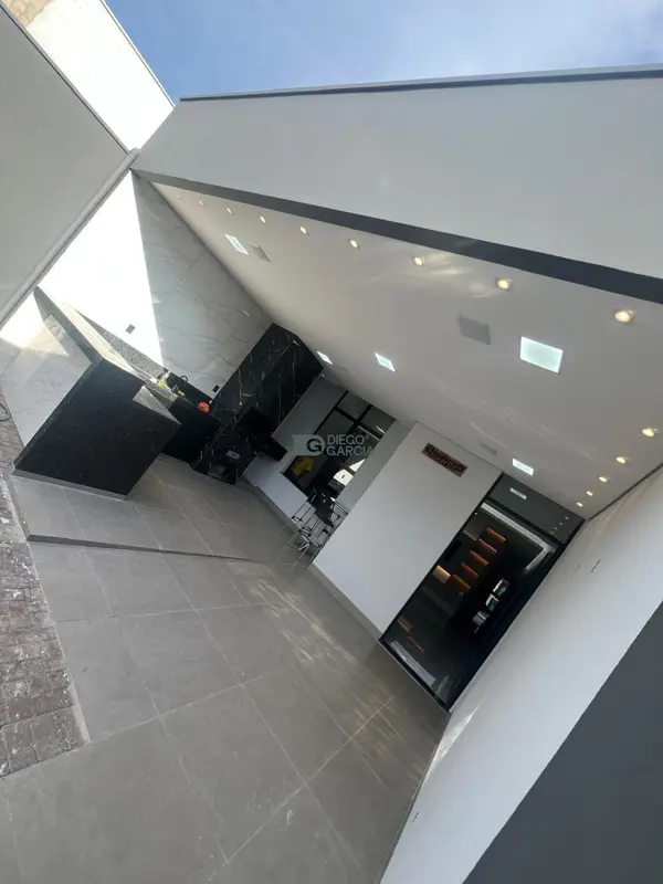 Apartamento 3 quartos 2 banheiros 125m²