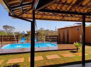 Chácara 5 quartos 3 banheiros 1740m²