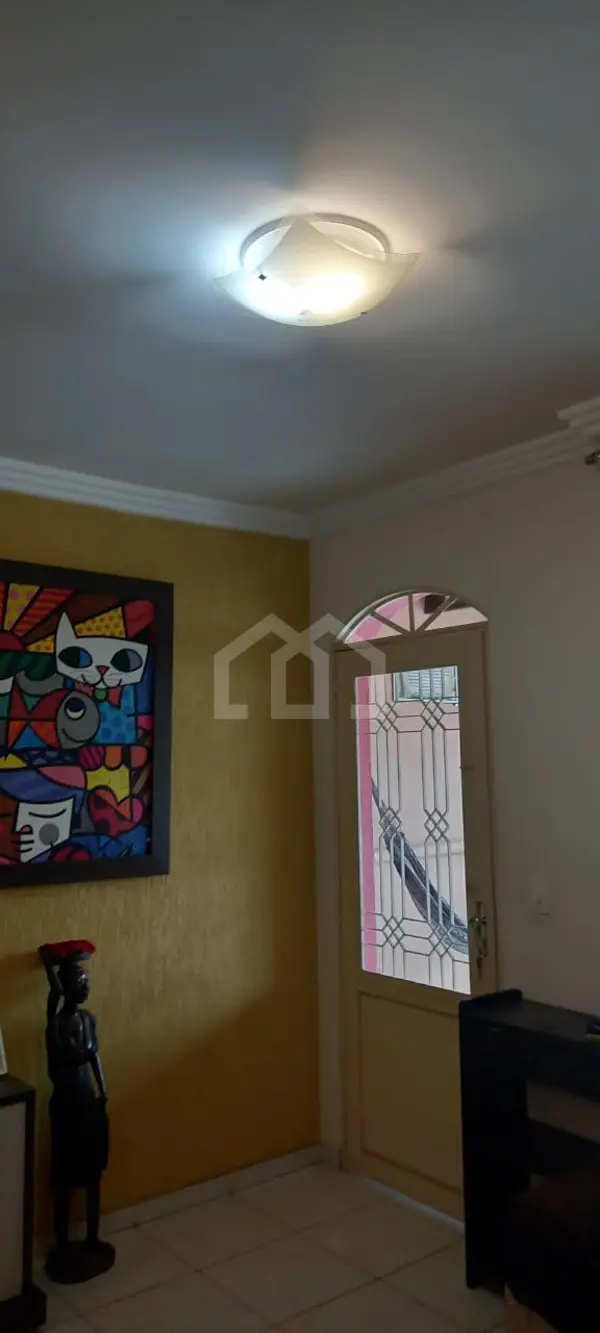 Casa 4 quartos 2 vagas 180m²