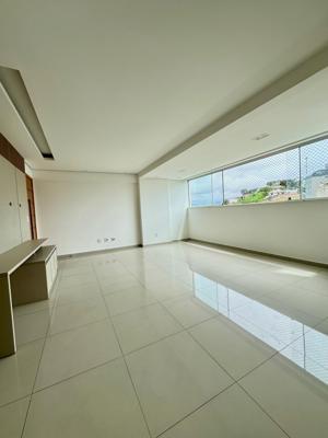 Apartamento 3 quartos 2 banheiros 180m²
