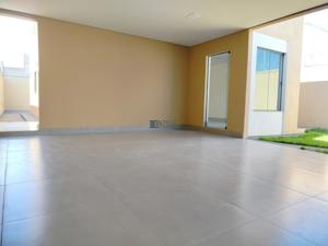 Apartamento 3 quartos 3 banheiros 145m²
