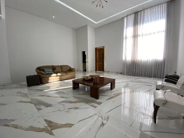Casa 3 quartos 3 banheiros 
