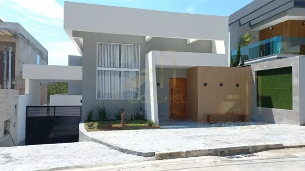 Casa 3 quartos 3 banheiros 
