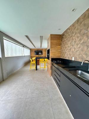 Apartamento 3 quartos 2 banheiros 180m²