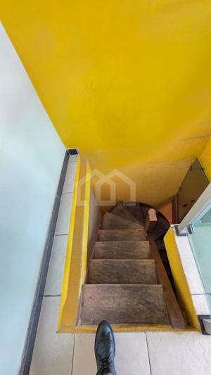 Casa 6 quartos 1 vaga 240m²