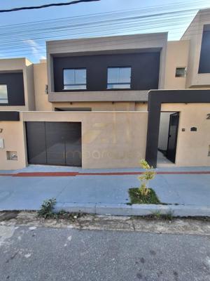 Casa 3 quartos 3 banheiros 211,59m²
