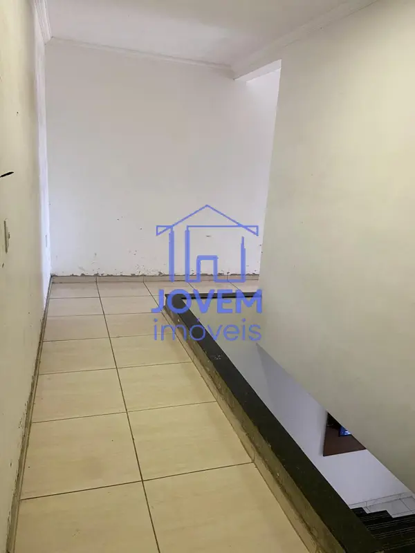 Casa 3 quartos  banheiros 180m²