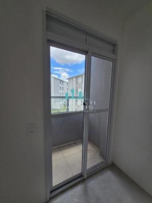 Apartamento 2 quartos 1 banheiro 