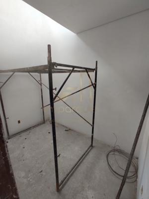 Casa 3 quartos 2 banheiros 
