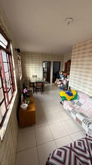 Casa 4 quartos 2 vagas 400m²
