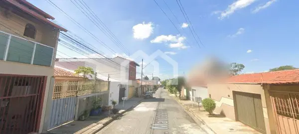Casa 3 quartos 2 vagas 200m²