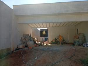 Casa 4 quartos 1 banheiro 220m²