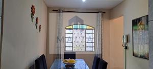 Casa 4 quartos 2 banheiros 174m²