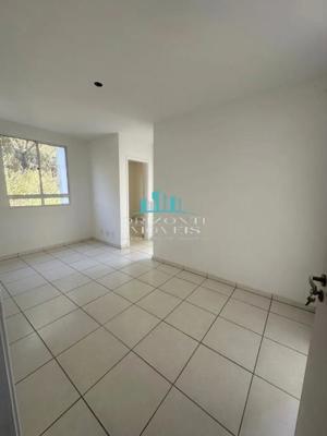 Apartamento 2 quartos 1 banheiro 