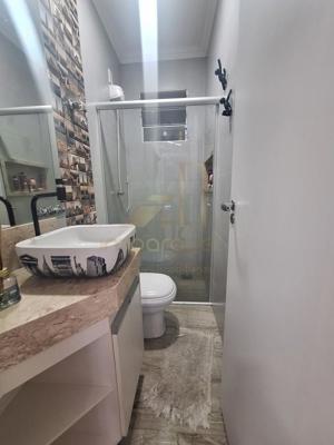 Apartamento 3 quartos 2 banheiros 153m²
