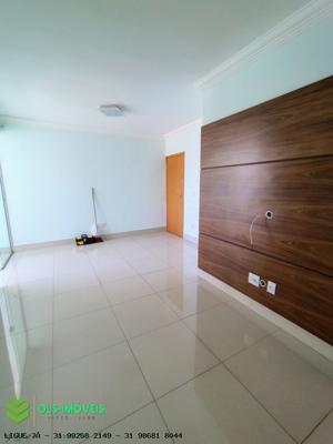 Apartamento 3 quartos 2 banheiros 207m²