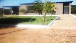 Lote em condomínio 