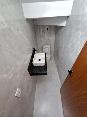 Casa 3 quartos 3 banheiros 160m²
