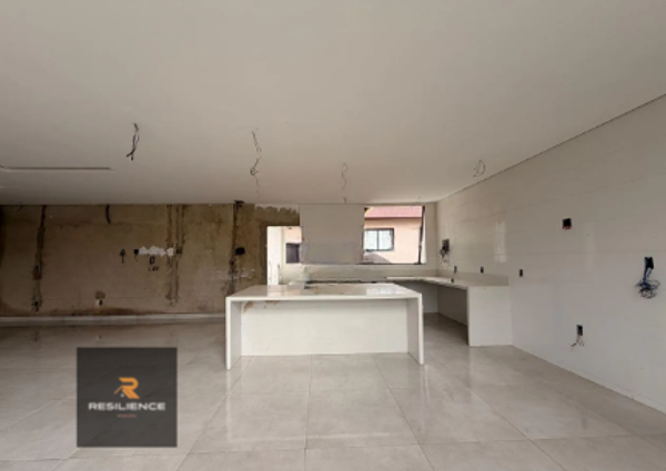 Casa em condomínio 2 quartos 4 vagas 390m²