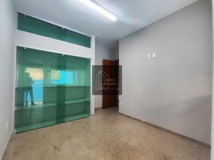 Apartamento 3 quartos 2 banheiros 234m²
