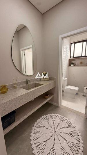 Apartamento 3 quartos 3 banheiros 297m²