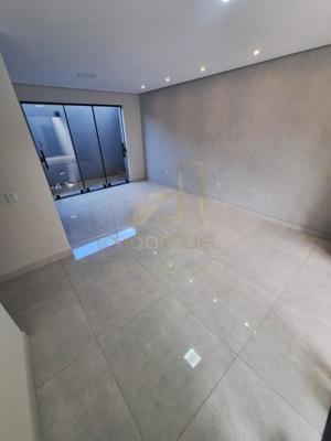 Casa 3 quartos 3 banheiros 160m²
